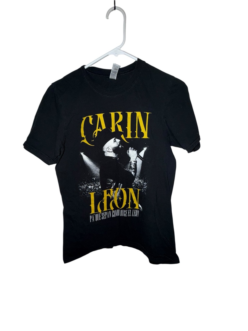 Gildan Black Short-Sleeve Graphic Tee with Yellow Print